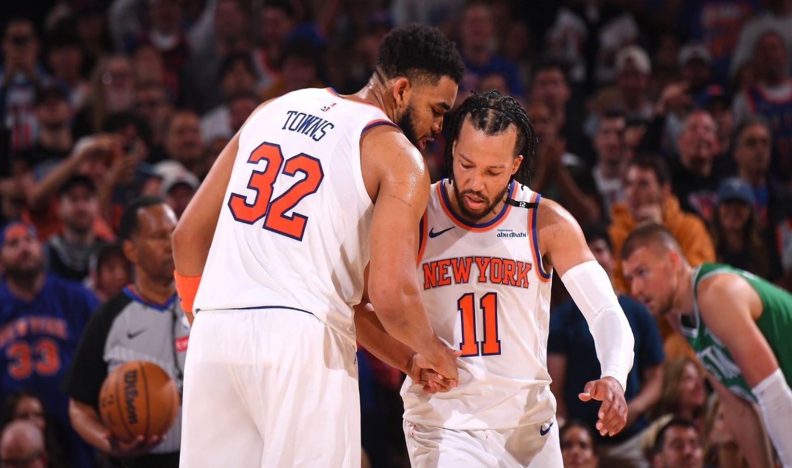 Knicks Mantienen la Calma Pese a Derrota en el Madison Square Garden
