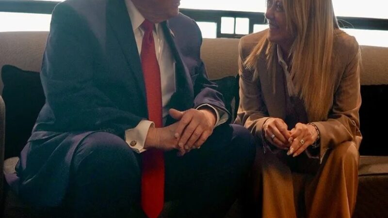 Tensión Diplomática: Meloni Niega Haber Rogado a Trump por una Foto