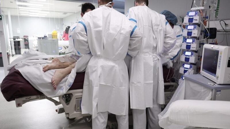 Nuevos lineamientos para validar títulos médicos extranjeros en República Dominicana