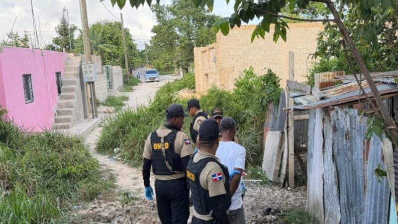 Operativo en Verón-Punta Cana deja 10 detenidos y más de 1,400 gramos de drogas incautadas