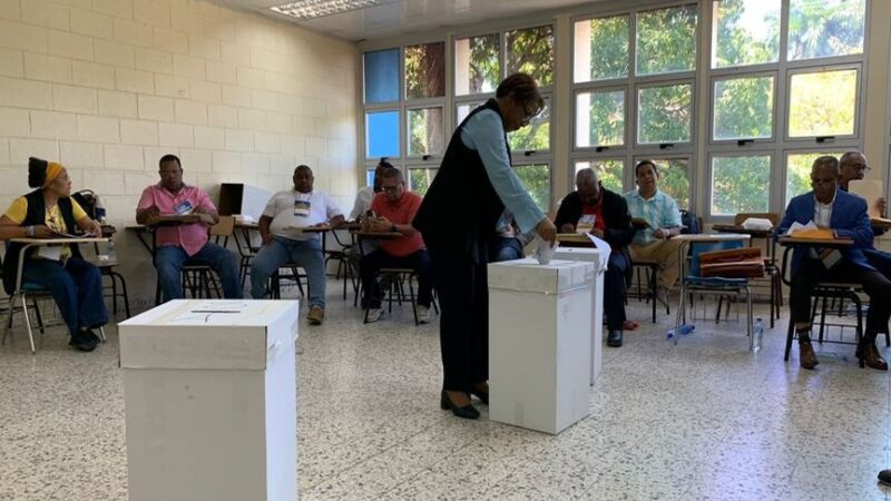 La UASD elige a sus nuevas autoridades en un proceso electoral clave