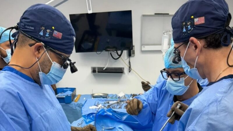 Revolucionaria Cirugía de Columna con Tecnología 3D en República Dominicana