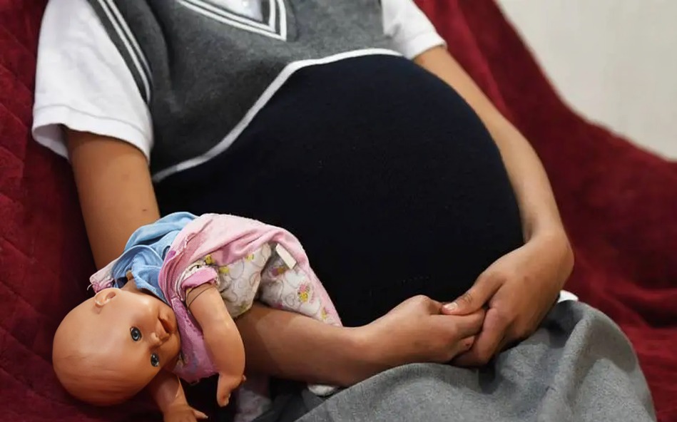 Preocupante Aumento del Embarazo Adolescente por Relaciones Desiguales