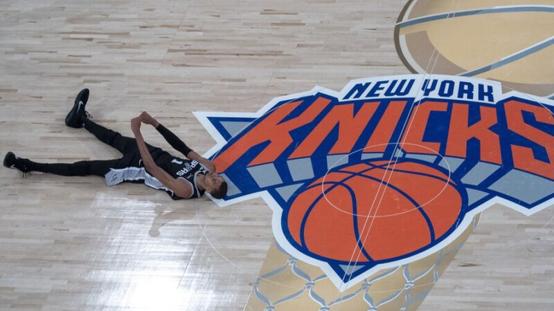 Spurs Sorprenden a los Knicks y Reviven la Final de la NBA en Nueva York