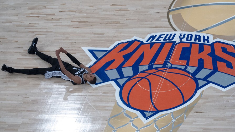 Spurs Sorprenden a los Knicks y Reviven la Final de la NBA en Nueva York