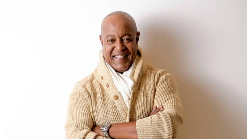Fallece Peabo Bryson, voz icónica de Disney