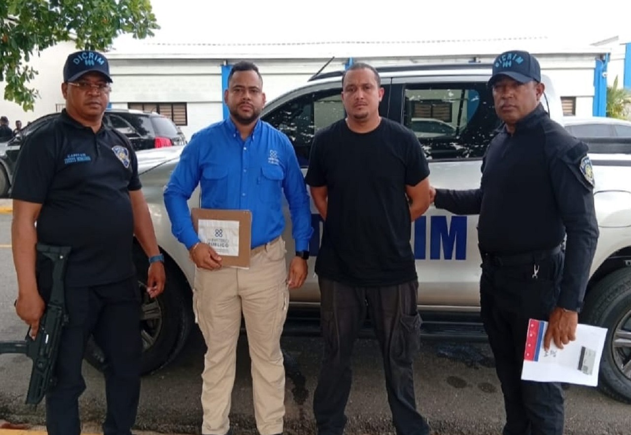 Extraditan a Dominicano desde EE.UU. por Homicidio en Moca