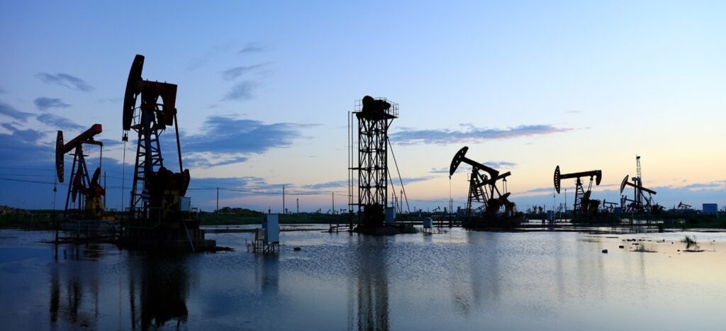 El Precio del Petróleo de Texas Desciende por Debajo de los 70 Dólares