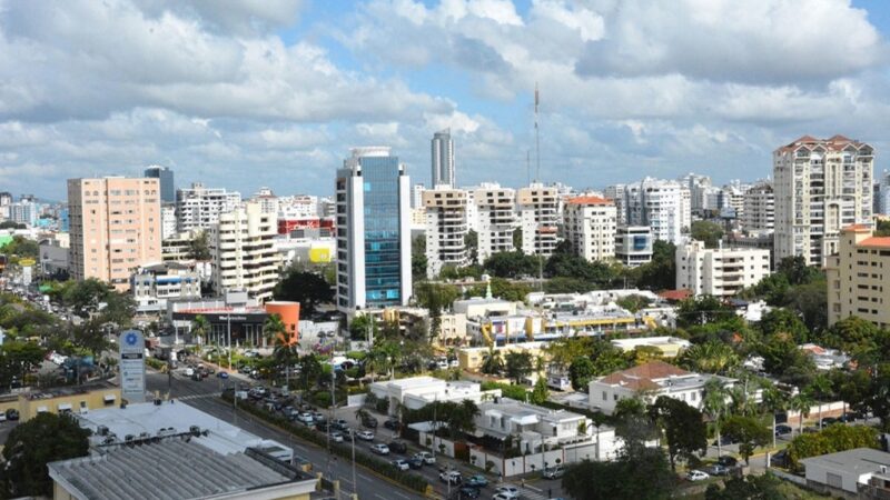 El Péndulo Político en América Latina: Un Cambio Hacia la Derecha