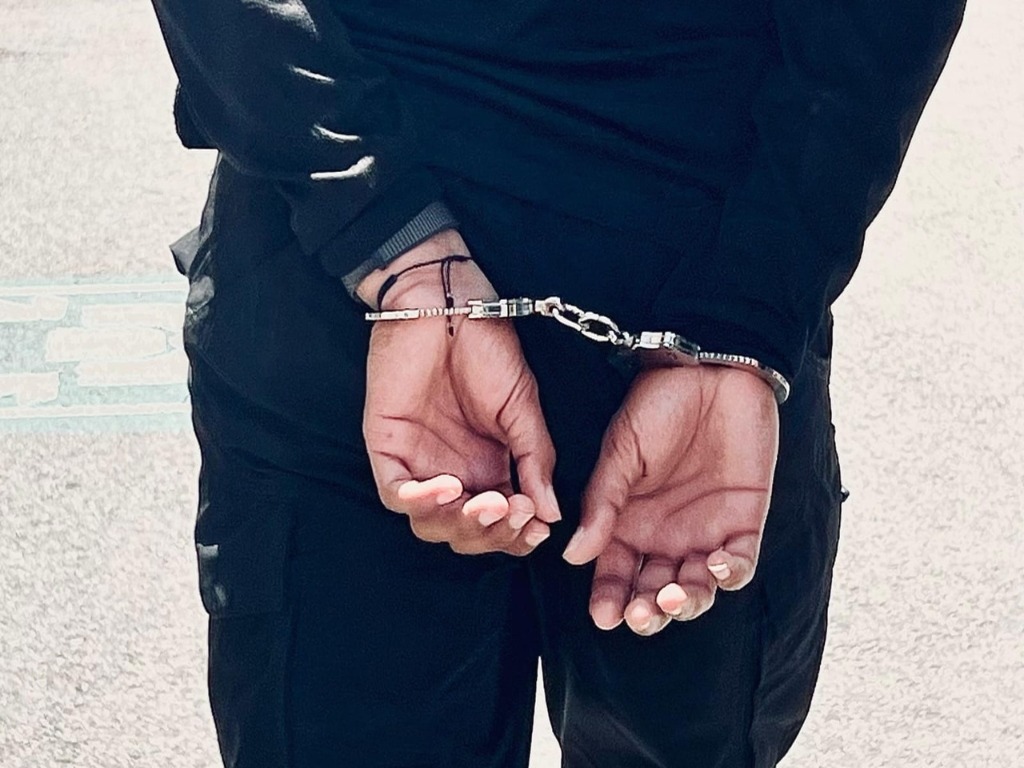 Detienen en Hato Mayor a Fugitivo de Pensilvania entre los Más Buscados