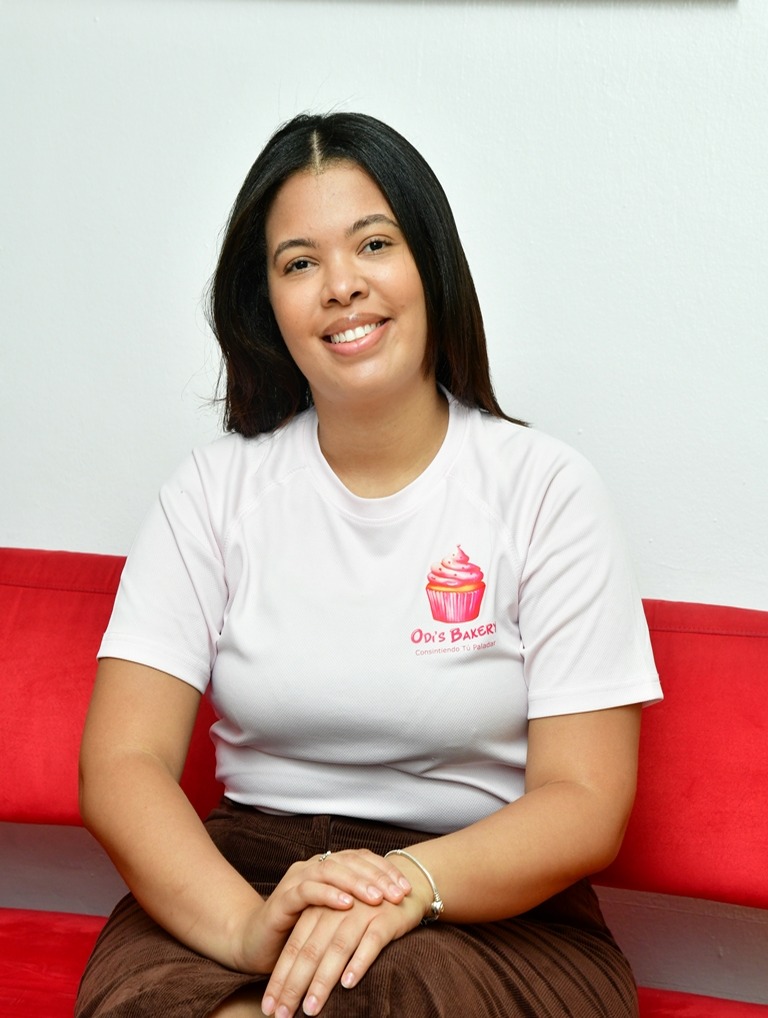 De la Medicina a la Pastelería: La Inspiradora Historia de Odi’s Bakery