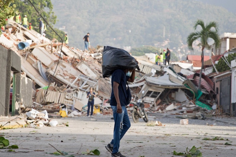 Venezuela Devastada: Terremotos Dejan 920 Muertos y Miles de Heridos