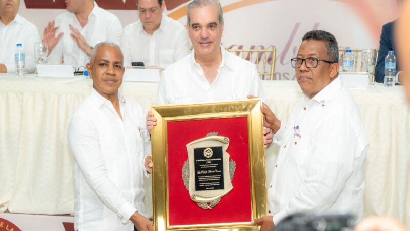 Industria Harinera Dominicana Enfrenta Desafíos Económicos: Caída del 15% en el Mercado