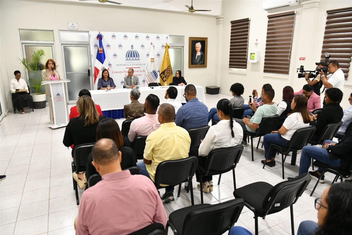 JCE y CONAPE Lanzan Jornada de Cedulación para Adultos Mayores
