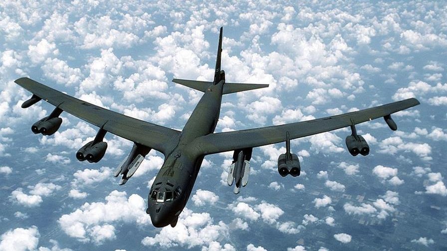 Accidente de Bombardero B-52 en California: Sin Víctimas Reportadas