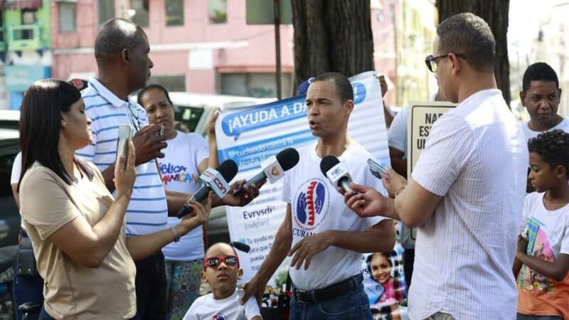 Familias Exigen Inclusión de Medicamento Vital para Niños con Atrofia Muscular Espinal