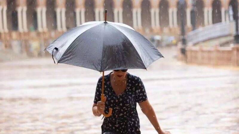 Vaguada y Onda Tropical Traerán Lluvias y Vientos Fuertes al País