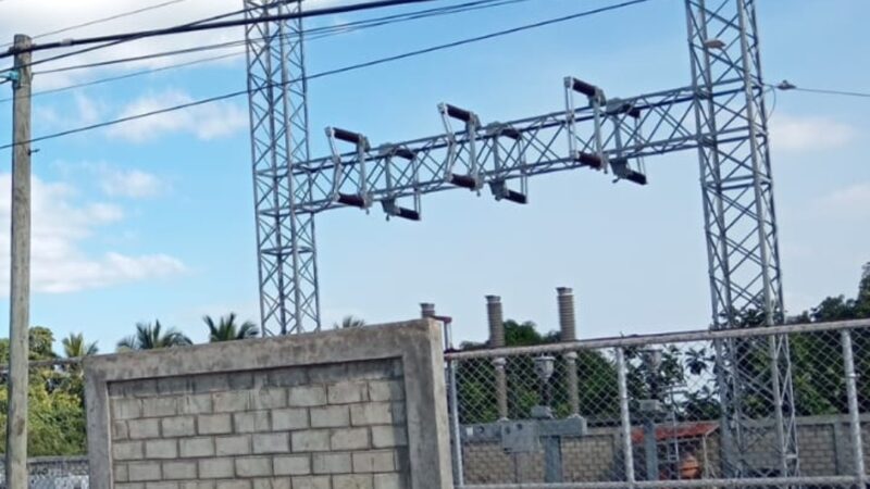 EDEESTE Refuerza Infraestructura Eléctrica en Boca Chica para Aliviar Sobrecarga
