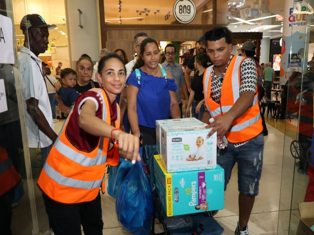 Desafíos Logísticos en el Envío de Ayuda Humanitaria a Venezuela