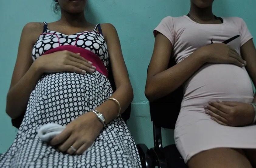 Disminuyen Embarazos Adolescentes en RD, pero Crece su Proporción