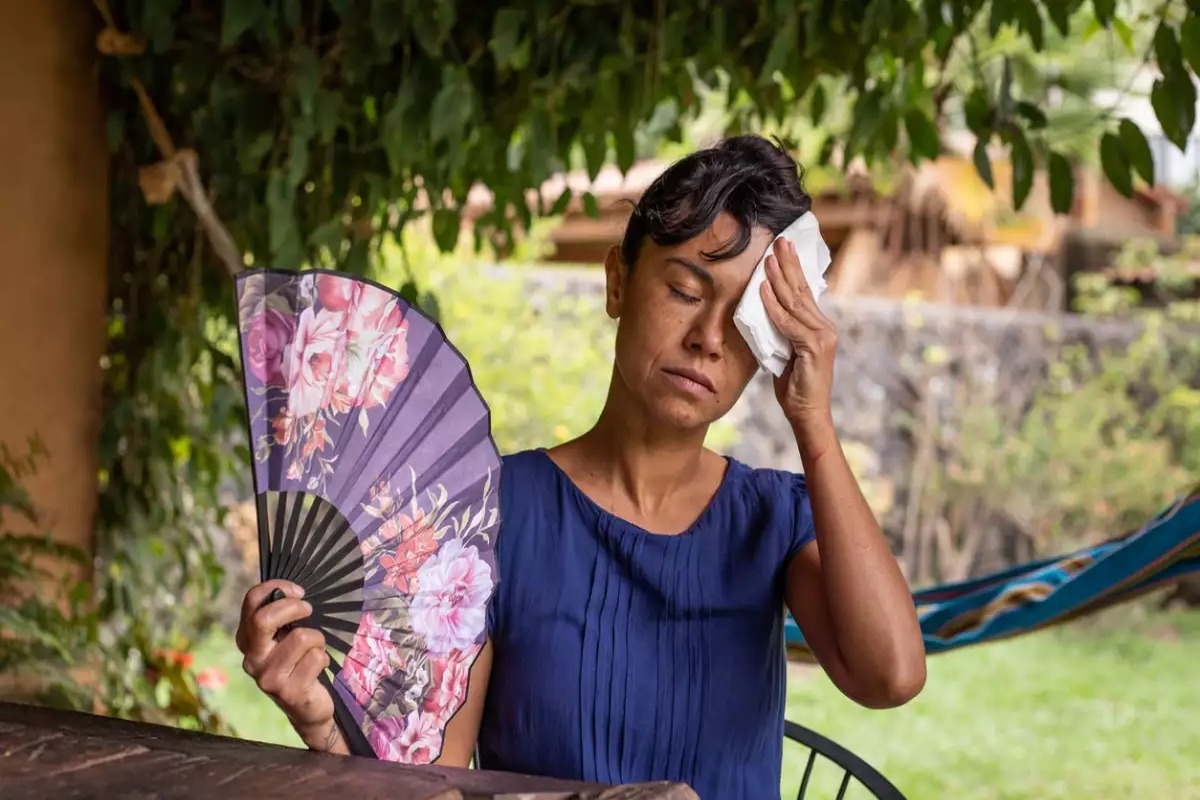Indomet Advierte de Calor Intenso y Lluvias Dispersas este Domingo