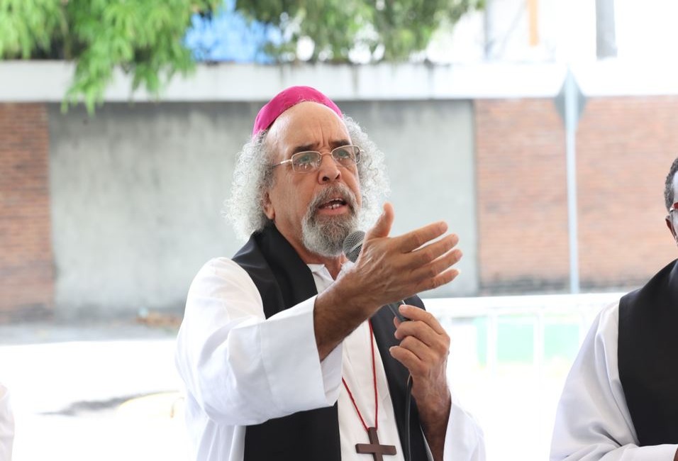 Padre Rogelio Cruz Exige Justicia Más Severa por Tragedia en Jet Set