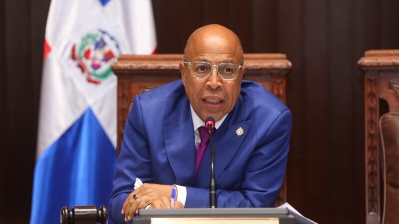 Centro Cívico de Cotuí Honra a Vicente Sánchez Baret