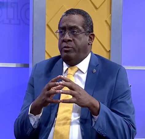 Economista Antonio Ciriaco critica reforma fiscal del Gobierno como un simple parche