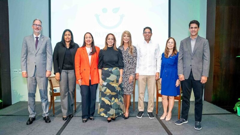Hoteles de Santo Domingo impulsan reciclaje de plásticos PET