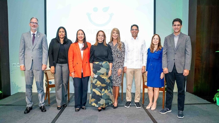 Hoteles de Santo Domingo impulsan reciclaje de plásticos PET