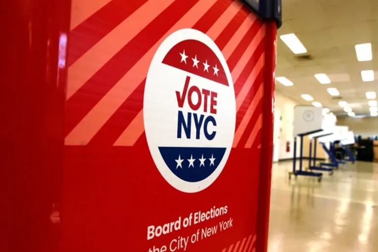 Nueva York Inicia Voto Anticipado para Primarias Clave