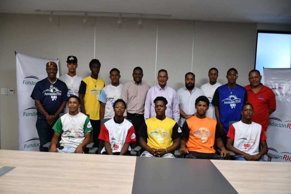 Diez Talentos del Béisbol Dominicano Representarán al País en el Mundial RBI