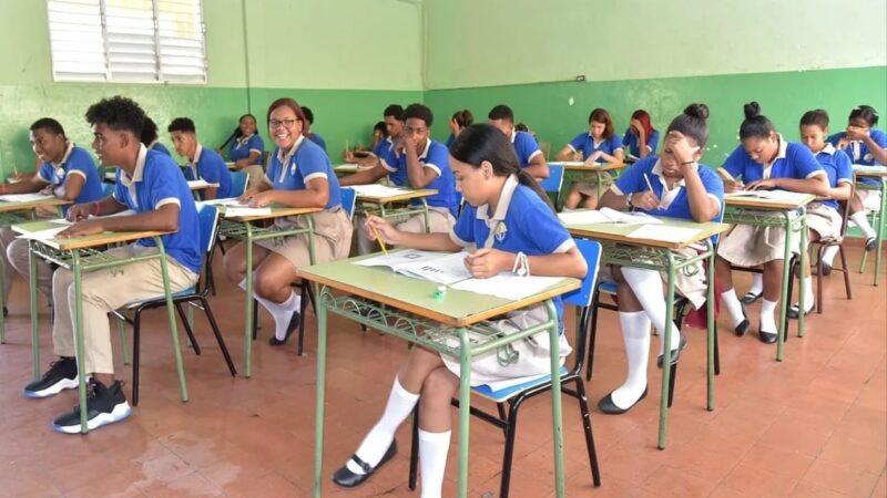 Inician Pruebas Nacionales 2026: Un Desafío para 111 Mil Estudiantes