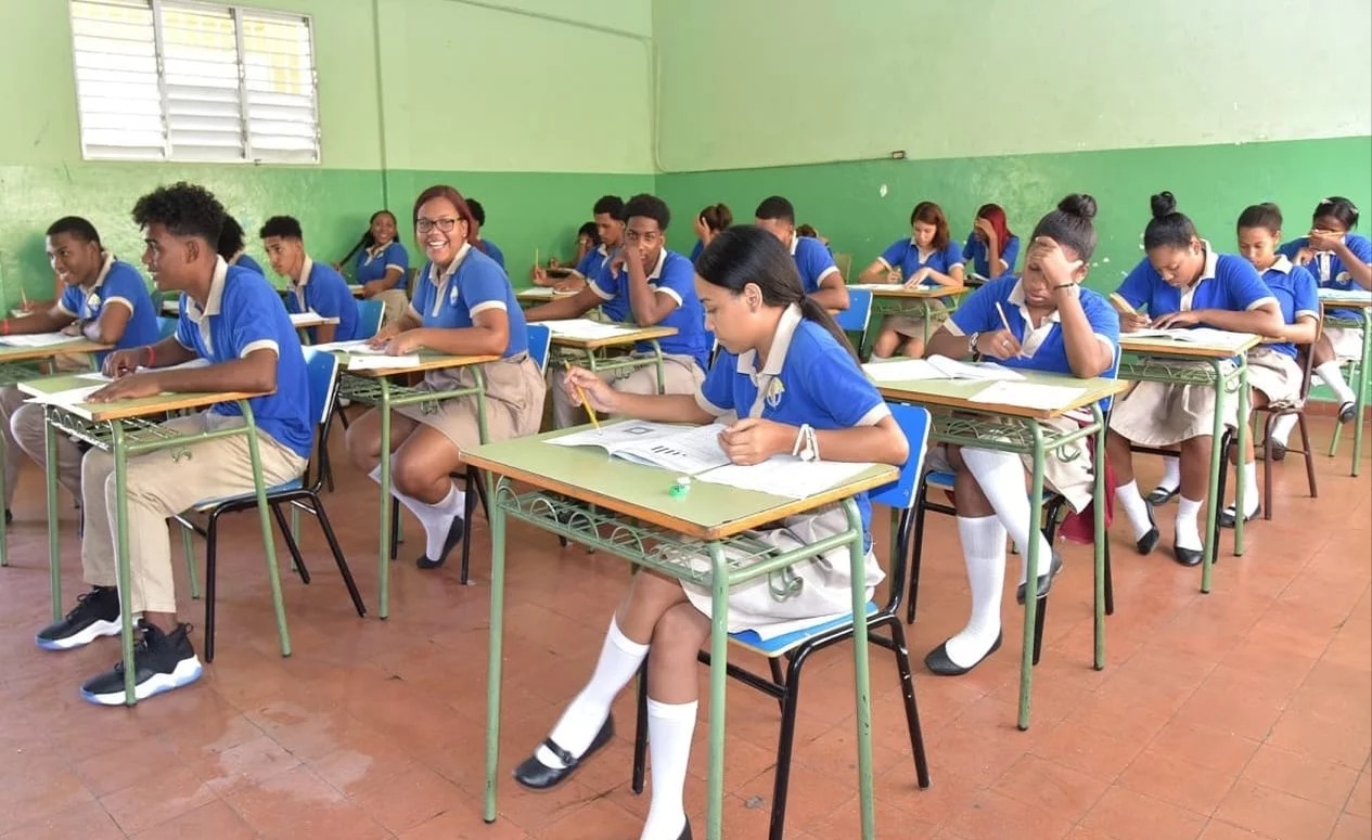 Inician Pruebas Nacionales 2026: Un Desafío para 111 Mil Estudiantes