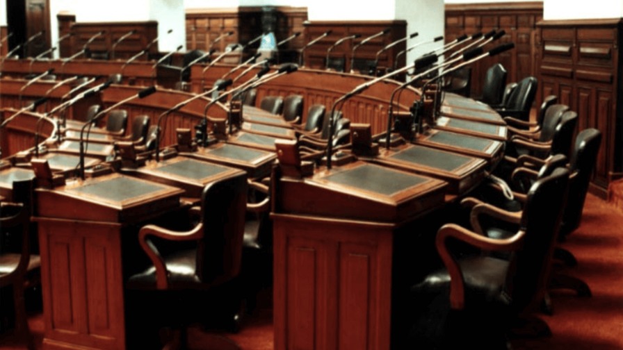La disputa por la titularidad del cargo electo en RD