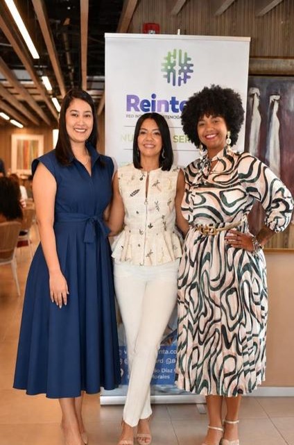 Encuentro ‘Entre Tazas y Emociones’ Fomenta el Bienestar Emocional en Santo Domingo