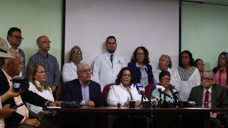 Médicos Dominicanos Exigen Auditoría Externa por Manejo de Fondos en el CMD