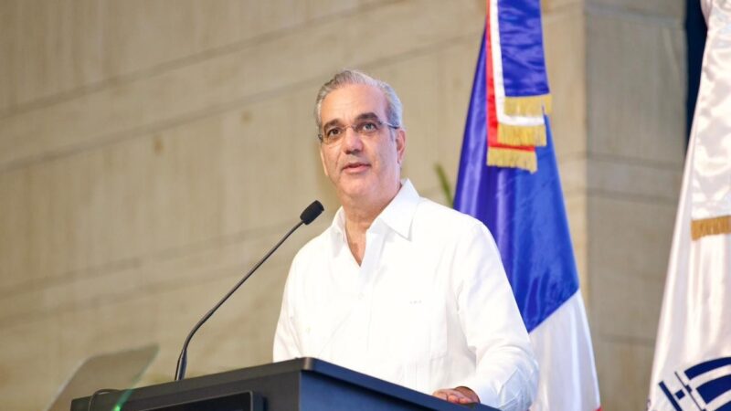 Abinader Resalta Alianza Estratégica para Mantener Estabilidad Económica