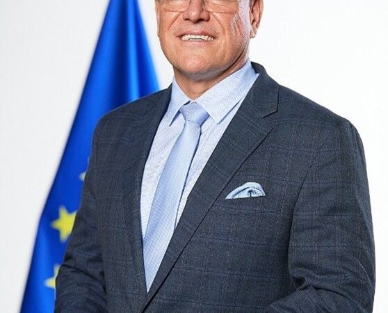 Visita del Comisario Europeo de Comercio Fortalece Lazos con República Dominicana