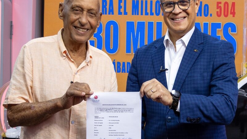Artesano Santiaguero Gana 30 Millones en Sorteo Loto de LEIDSA