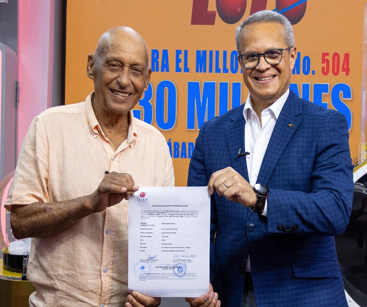 Artesano Santiaguero Gana 30 Millones en Sorteo Loto de LEIDSA