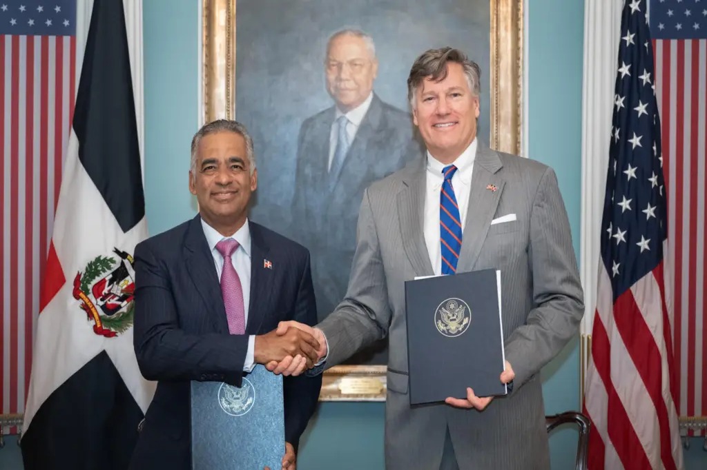 EE.UU. y República Dominicana Fortalecen Lazos con Acuerdo en Energía Nuclear