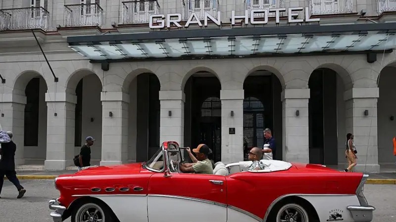 Impacto de la salida de multinacionales hoteleras del panorama turístico cubano