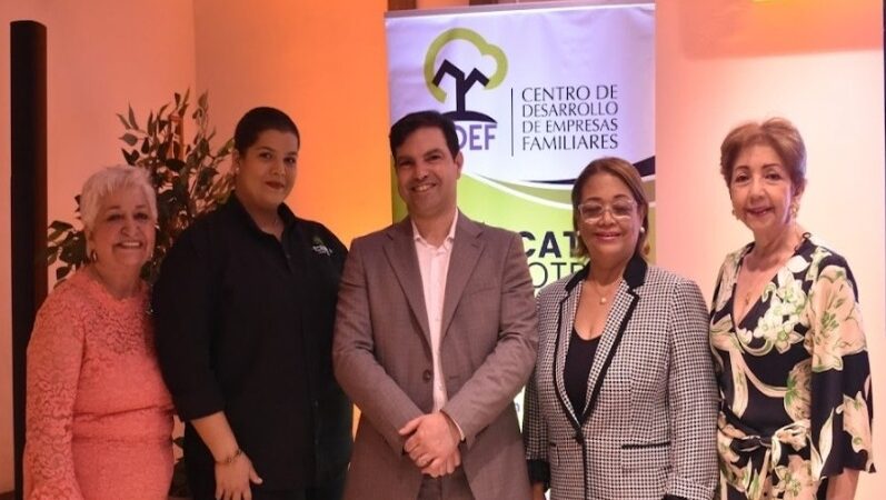 Empresas familiares se congregan para discutir sostenibilidad en Santo Domingo