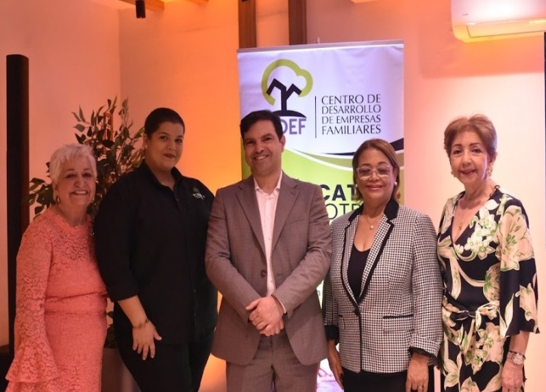 Empresas familiares se congregan para discutir sostenibilidad en Santo Domingo