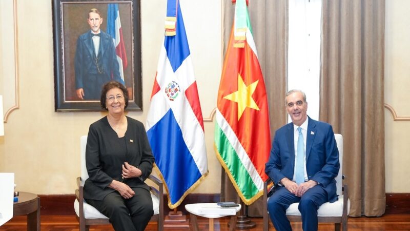 República Dominicana y Surinam impulsan vínculos en comercio, turismo y educación