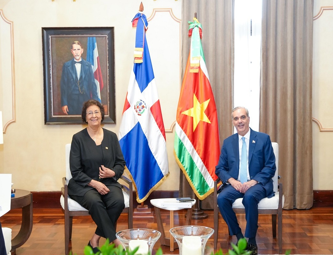 República Dominicana y Surinam impulsan vínculos en comercio, turismo y educación