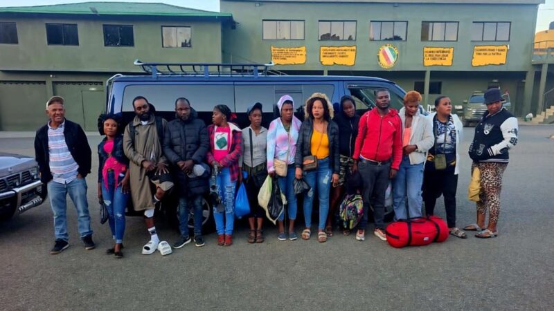 Detienen en Constanza a 29 Haitianos Indocumentados en Operativo del Ejército