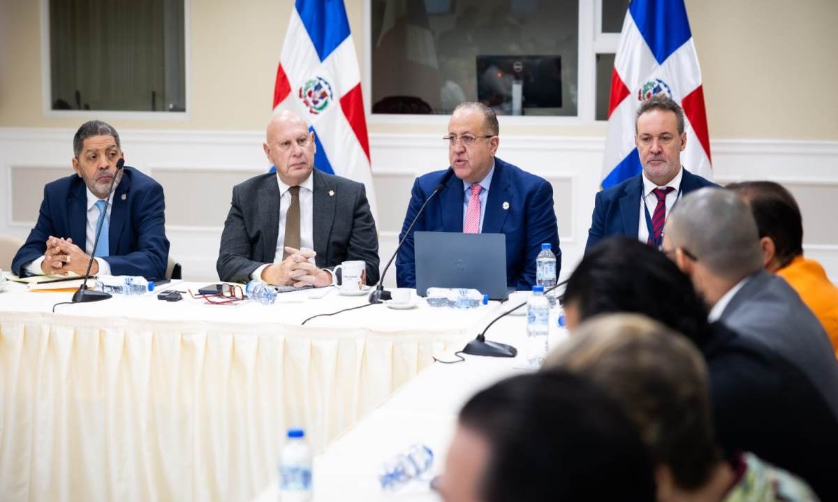 El 1% Más Rico Soportará el 90% de la Nueva Recaudación Fiscal, Afirma Magín Díaz