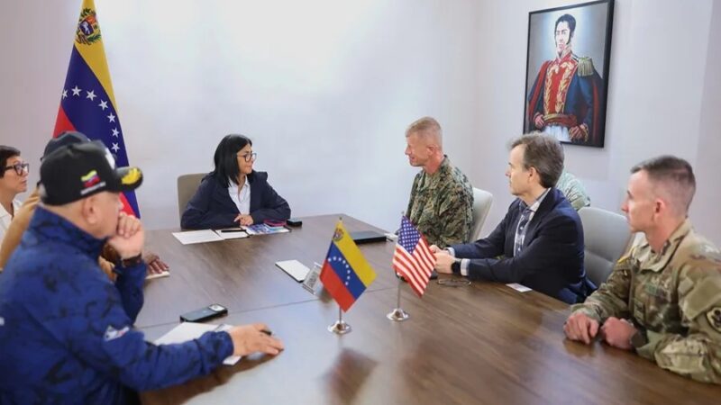 Delcy Rodríguez y Expertos de EE.UU. Coordinan Rescate Tras Terremotos en Venezuela